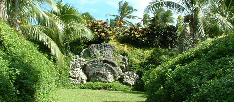 The Magic Circle is an enchanting tropical 'grotto' and one of many romantic wedding venues.